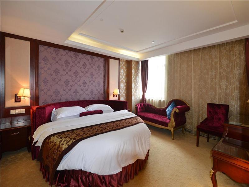 Vienna International Hotel Shanghai Pudong New District Caolu Exterior photo